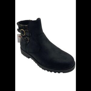 Skechers Women's Arch Fit Marlie Weekend Chat Boots Black - Medium